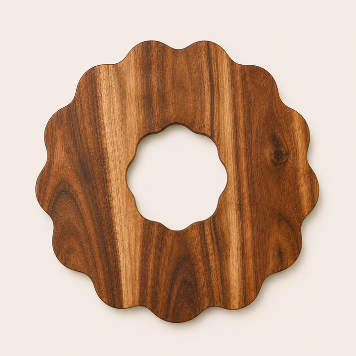 Wreath Shape Wooden Serving Tray & Chopping Board