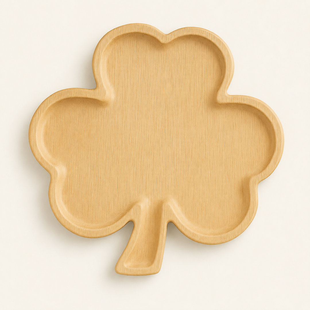 Clover Palm Leaf Trays – 10x10 Inch by Tia Leaf
